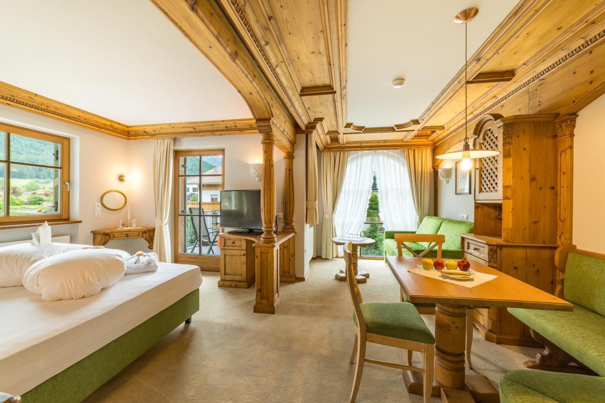 Hotel Mirabell Dolomites - Luxury Ayurveda & 5*